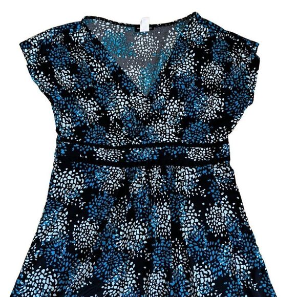 Perceptions Petite Short Sleeve Abstract Mini Fit + Wrap Flare Dress - Size PM - Picture 5 of 7